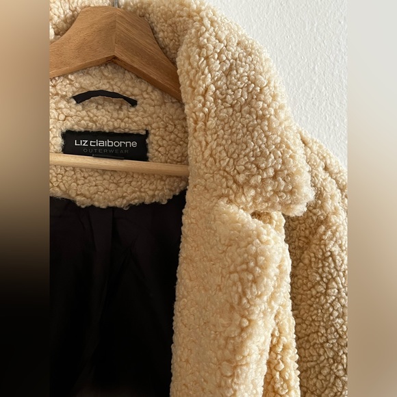 LIZ CLAIBORNE Teddy Coat Sherpa Faux Fur Cream Neutral Notch Collar Cozy Fall - Picture 8 of 11